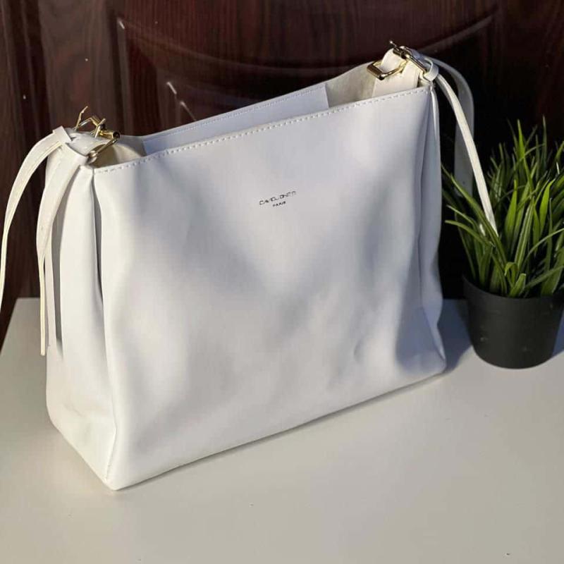 Lily شنطة يومية عملية
